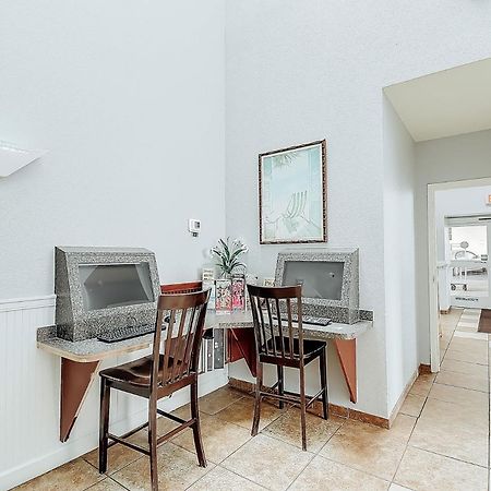 Ocean Front Comfy Condo W/Kitchen, Sleeps 4, Snowbird Paradise Myrtle Beach Extérieur photo
