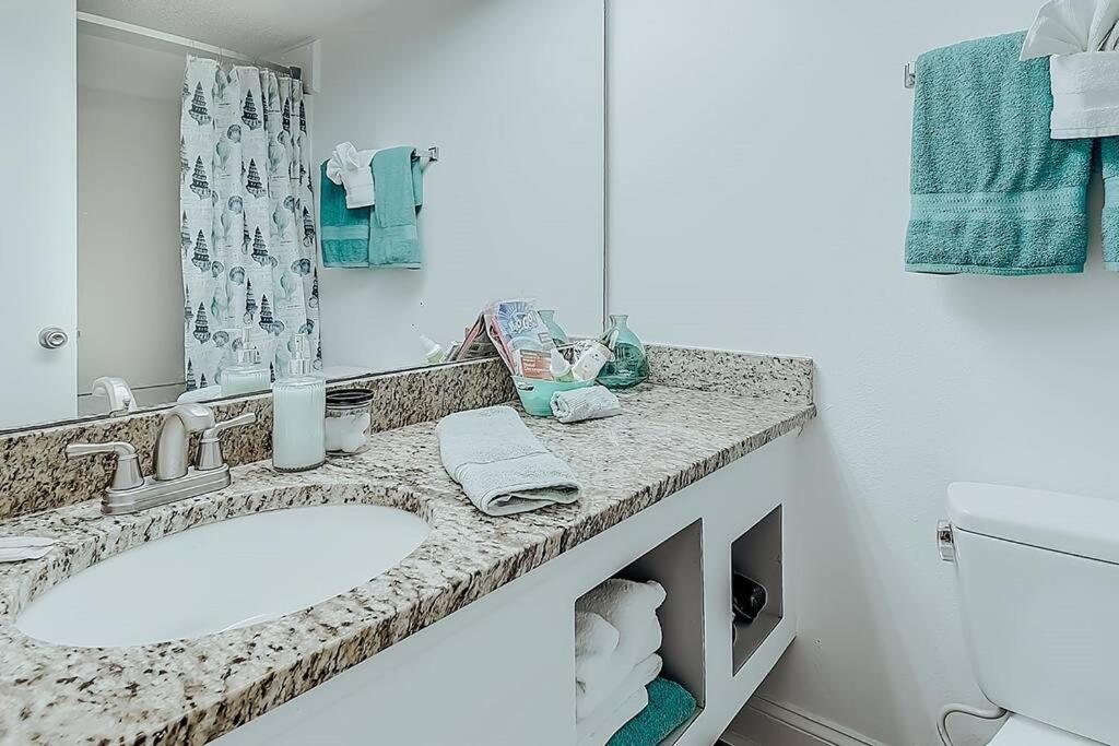 Ocean Front Comfy Condo W/Kitchen, Sleeps 4, Snowbird Paradise Myrtle Beach Extérieur photo